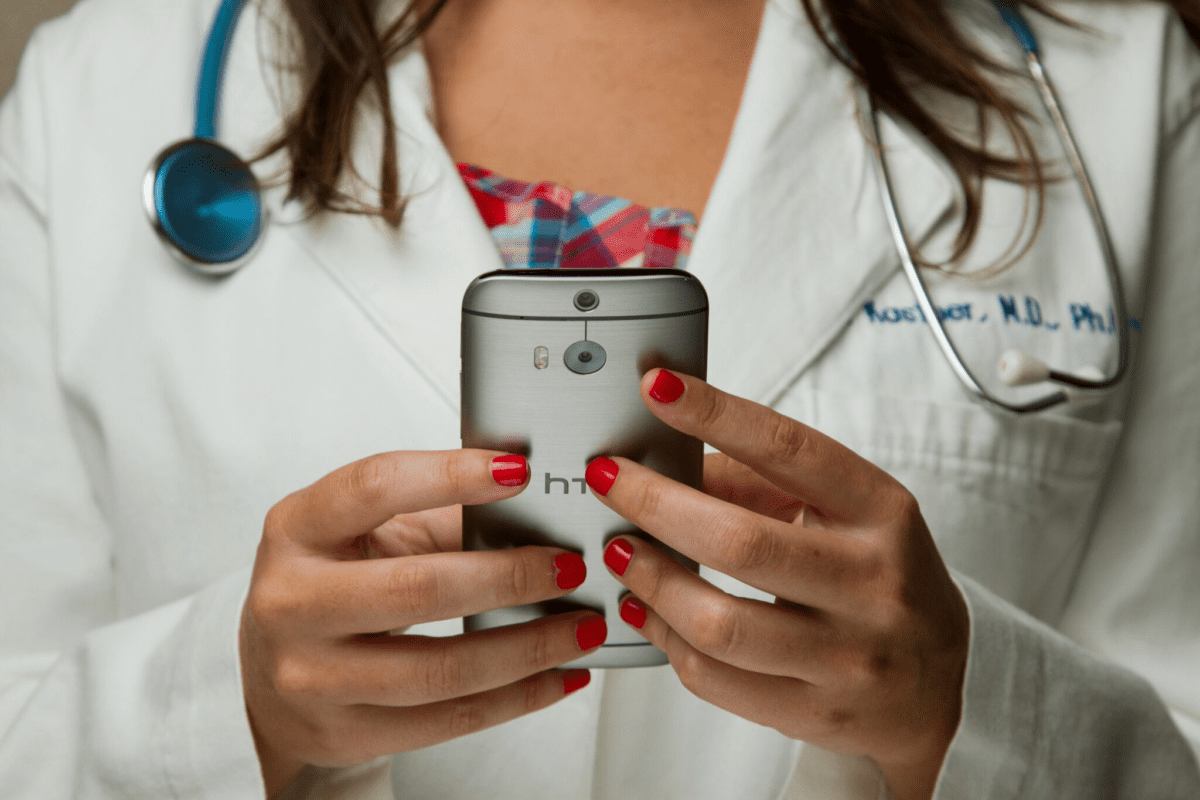 Enhancing Telehealth Urgent Care with Asynchronous Communication